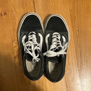 Black Vans Old Skool